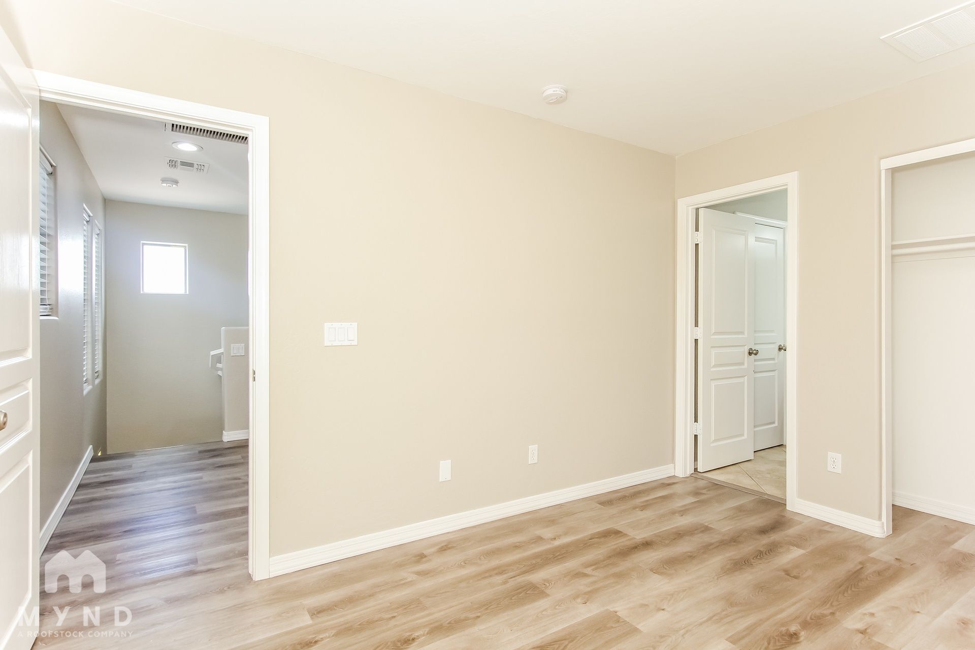 Building Photo - 451 S Hawes Rd