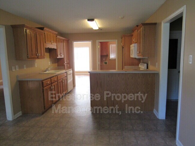 Building Photo - 9480 Grove Rd