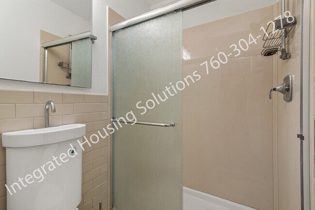 Building Photo - 5927 Mildred St