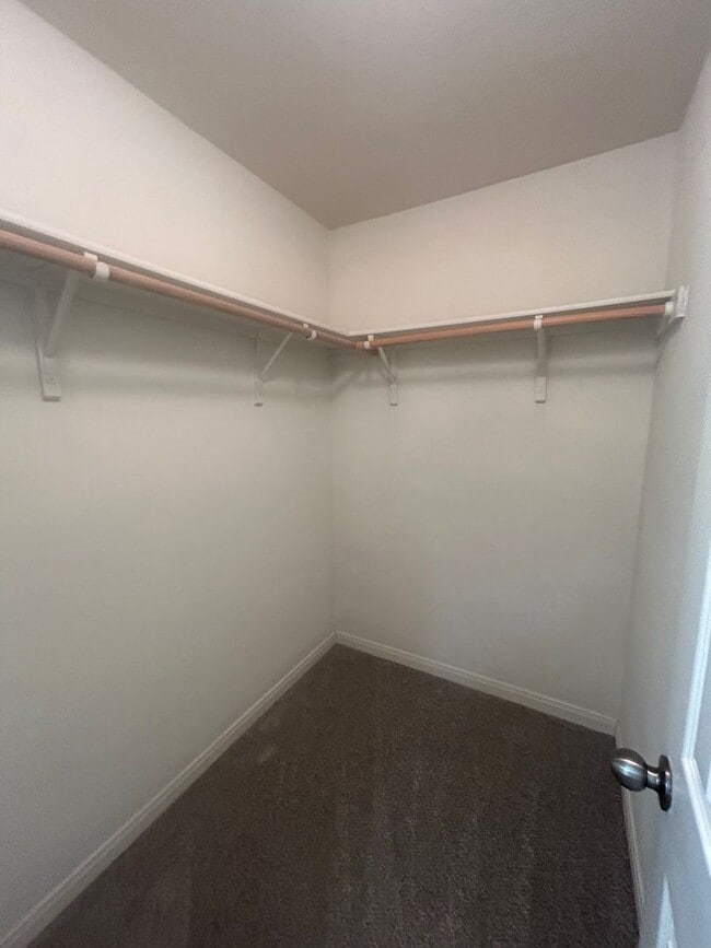 Building Photo - China Spring 4 Bedroom