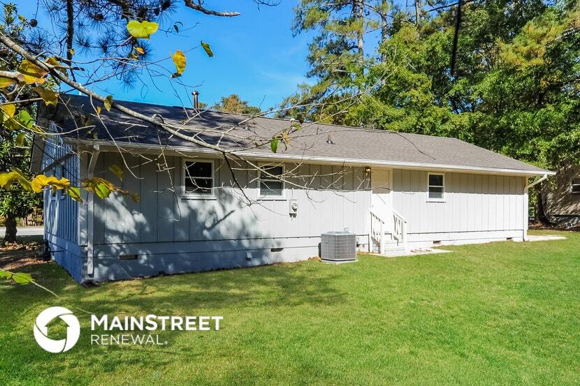Building Photo - 2073 Powder Springs Rd SW