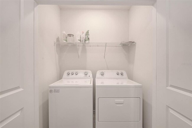 Building Photo - 11130 Crescent Deer Dr