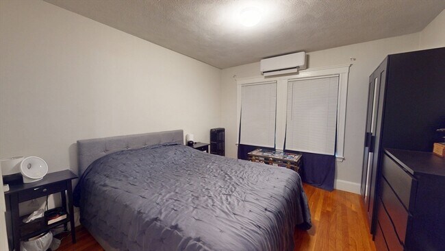 Building Photo - 35 Willis Ave