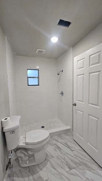 Building Photo - 1270 Deltona Blvd