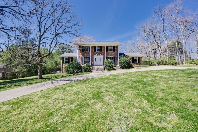 Building Photo - 795 Greeley Dr