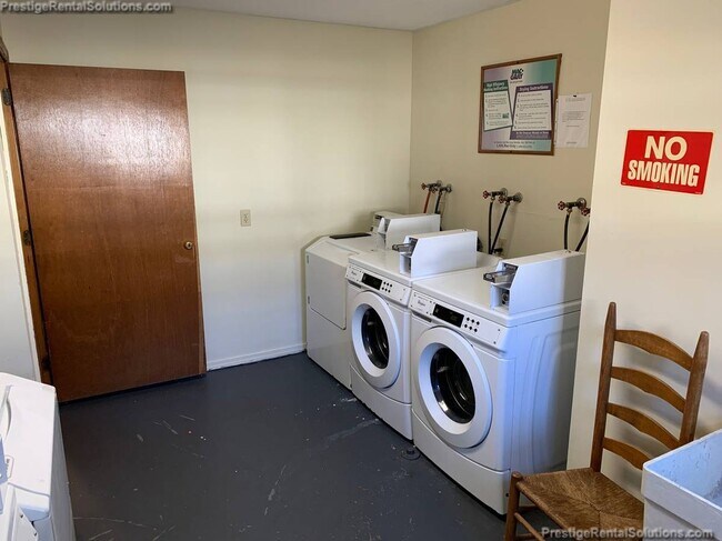 Building Photo - 59 Manchester St