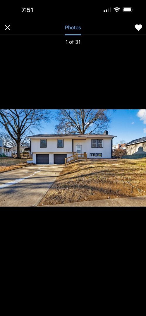 Building Photo - Charming 3BR House in Overland Park