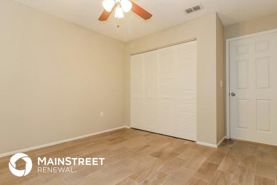 Building Photo - 5048 Brandeis Cir W