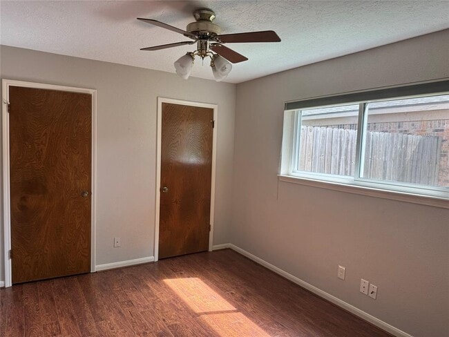 Building Photo - 16407 Havenhurst Dr