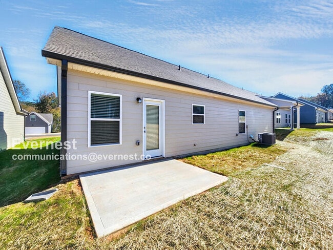 Building Photo - 110 Culver St