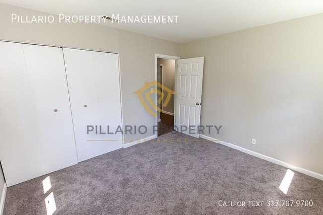 Building Photo - 2832 Manlove Ave