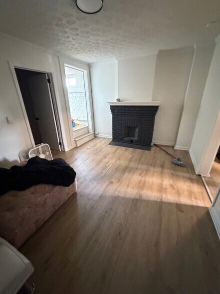 Building Photo - 2505-2507-2507 Cleveland Ave