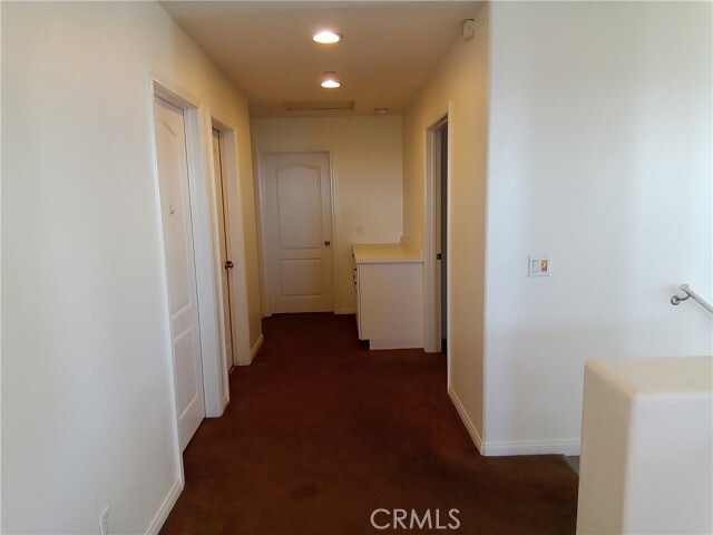 Building Photo - 6820 N Melvin Ave