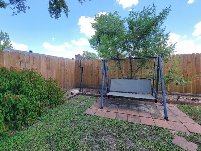 Building Photo - 16914 Judyleigh Dr