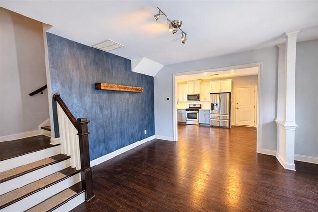 Building Photo - 821 Westmoreland Circle Northwest