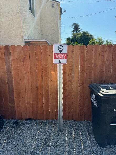 Building Photo - 2749 Orchard Pl