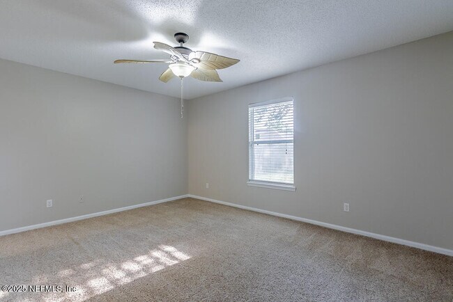 Building Photo - 326 Wildberry Ct