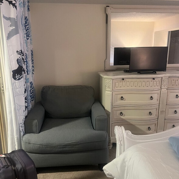 Building Photo - 3755 Scenic Hwy 98