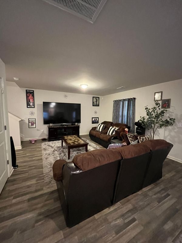 Building Photo - 6375 Century Ln