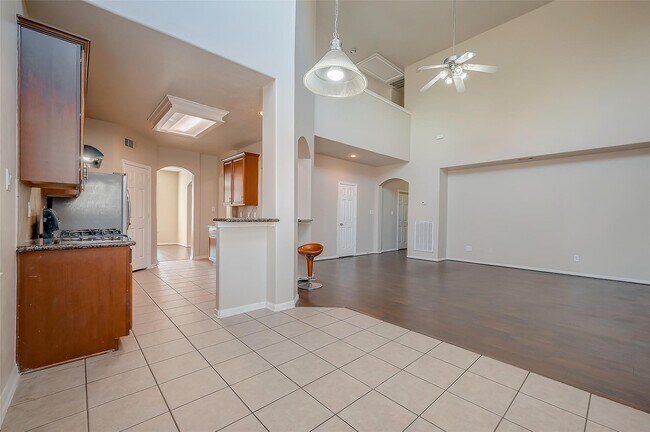 Building Photo - 6302 Wellness Landing Ln