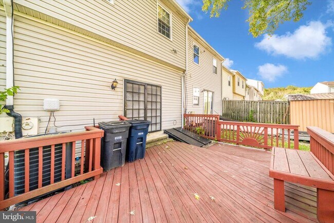 Building Photo - 310 Harry S Truman Dr