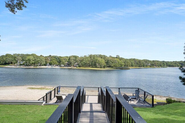 Building Photo - 187 Lakeside Trail