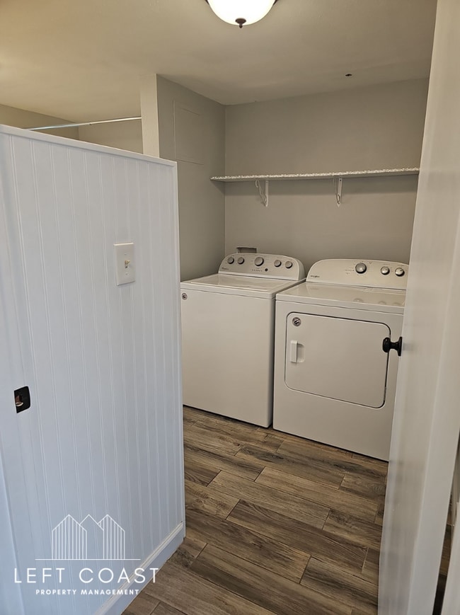 Building Photo - 2322 NW Inlet Ave