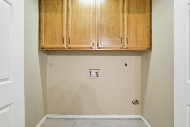 Building Photo - 246 Washington Blvd