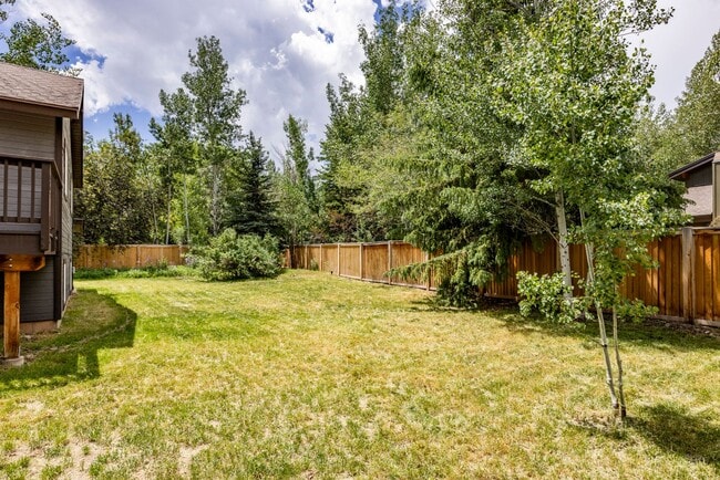 Building Photo - Tranquil Park Meadows Escape with Large Pr...