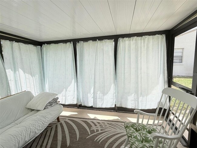 Building Photo - 3357 38th St S