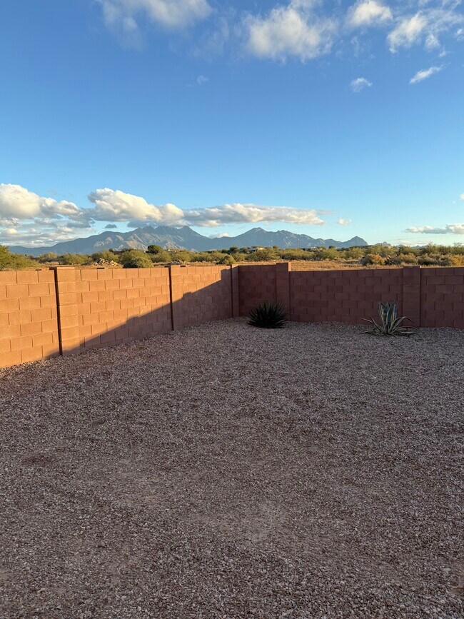 Building Photo - 794 E Catwalk Pl