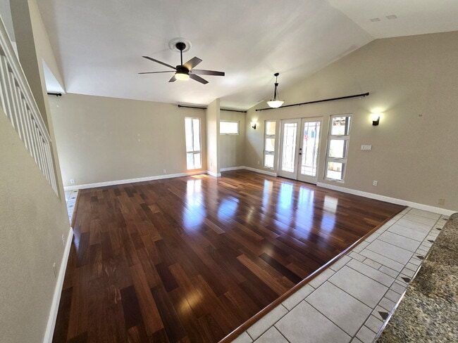 Building Photo - Upgraded 4BR,3BA Home in Ewa Gentry Summerhill with Solar PV