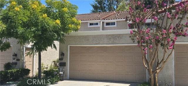 Primary Photo - 12718 Oxford Dr
