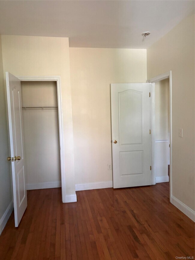 Building Photo - 655 Hendrix St