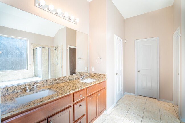 Building Photo - 20226 Blue Lake View Ln