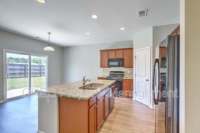 Building Photo - 9657 Spencer Woods Rd