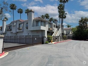 Building Photo - 4762 Tiara Dr