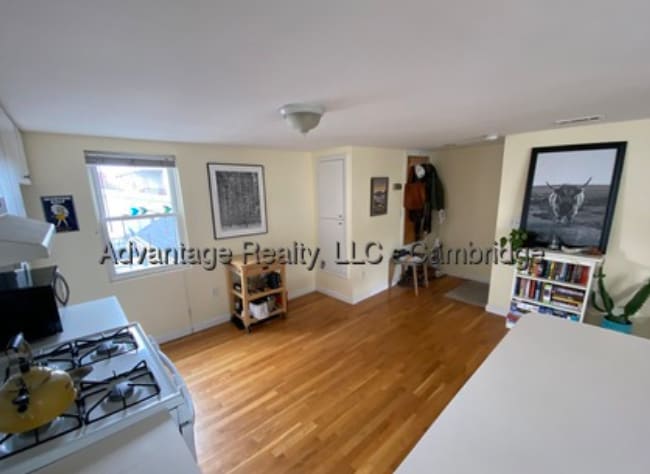 Building Photo - 91 5th St