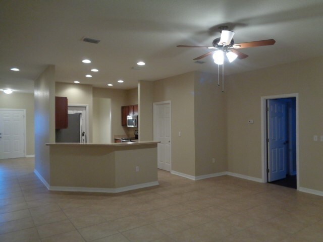 Building Photo - 5745 Woodruff Way