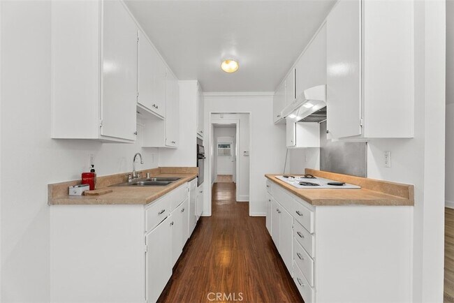 Building Photo - 12200 Montecito Rd