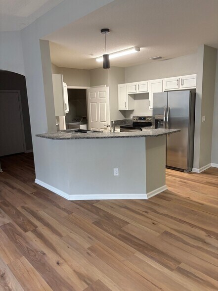 Building Photo - 785 Oakleaf Plantation Pkwy
