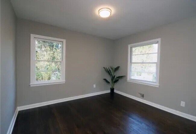 Building Photo - 1693 San Gabriel Ave
