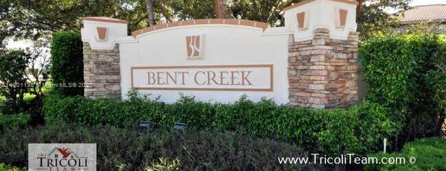 Building Photo - 9065 Silver Glen Way