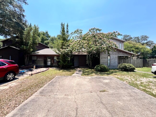 Building Photo - 92 2nd Ave