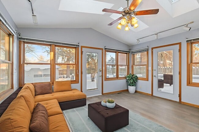 Building Photo - 126 Park Ave