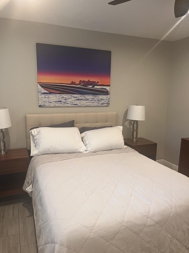 Building Photo - 3125 Albatross Rd