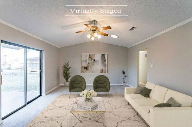 Building Photo - 913 Henslee Dr