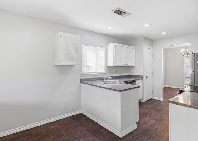 Building Photo - 3 Bedroom Home in North East ISD - Move-In Ready with Incentive