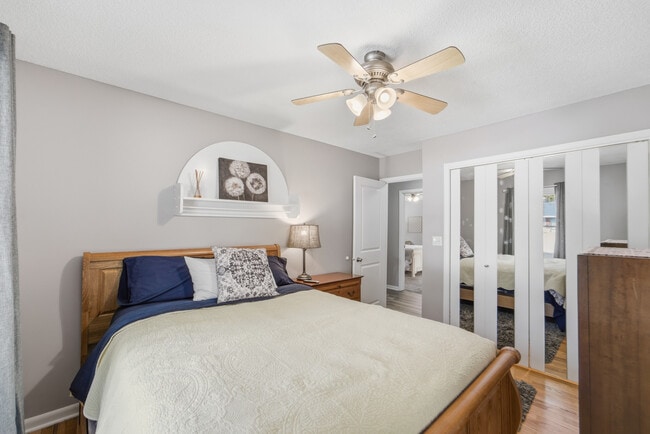 Building Photo - 6502 Allison Ave