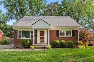 Building Photo - 4227 Hillbrook Dr